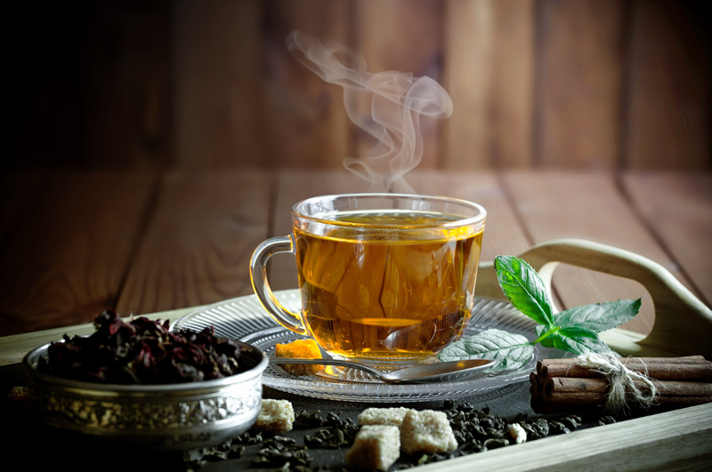Nước xạ đen có vị đắng chát nhẹ, màu nâu đặc trưng, là thức uống hỗ trợ thanh nhiệt và ổn định huyết áp.